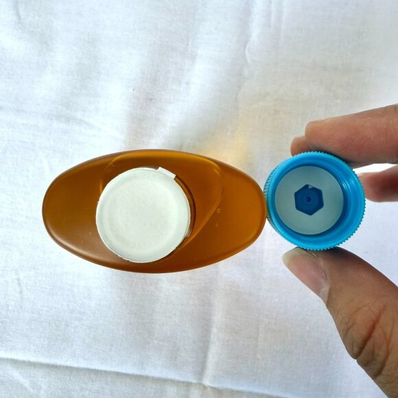 Vacation Chardonnay Oil SPF 30 Broad Spectrum Sunscreen 3.4 Fl Oz 100 mL New - Picture 6 of 6